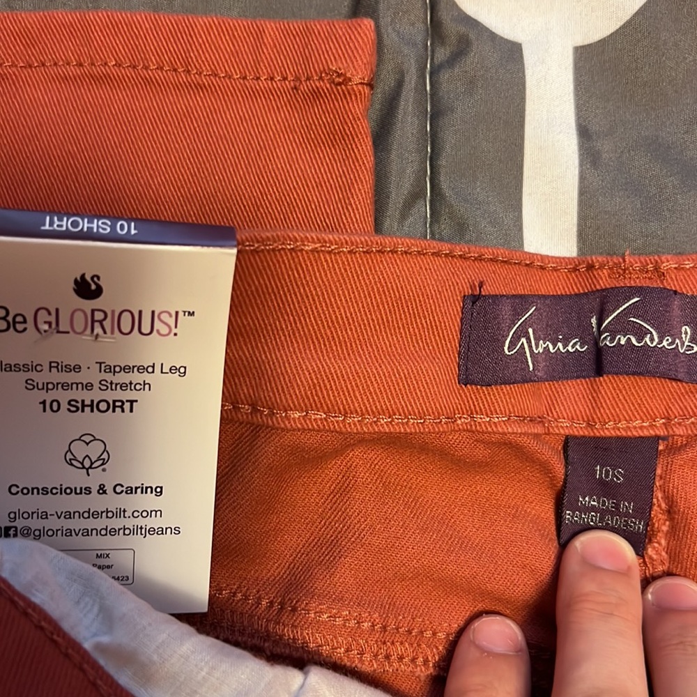 Gloria Vanderbilt Glen Rose Jeans - Picture 5 of 5